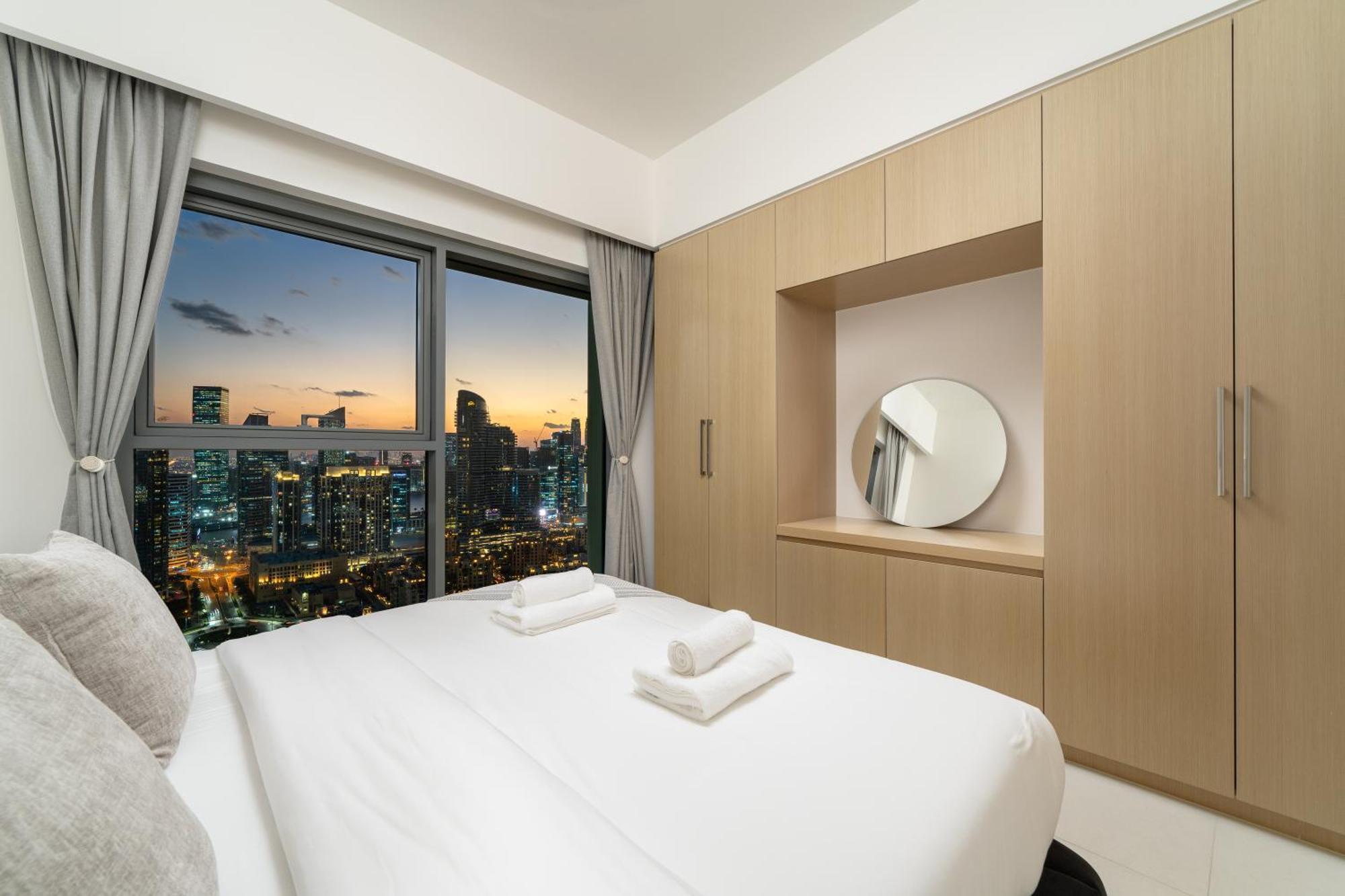 Apartment Burj Royale - New Luxe 2br With Full Burj Khalifa & Fountain Views, 2min To Mall