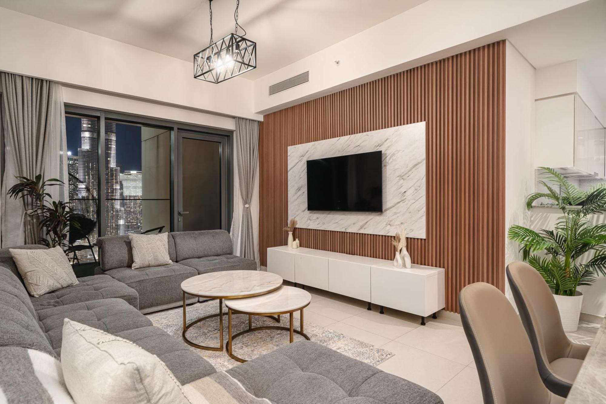 Burj Royale - New Luxe 2br With Full Burj Khalifa & Fountain Views, 2min To Mall Apartment *